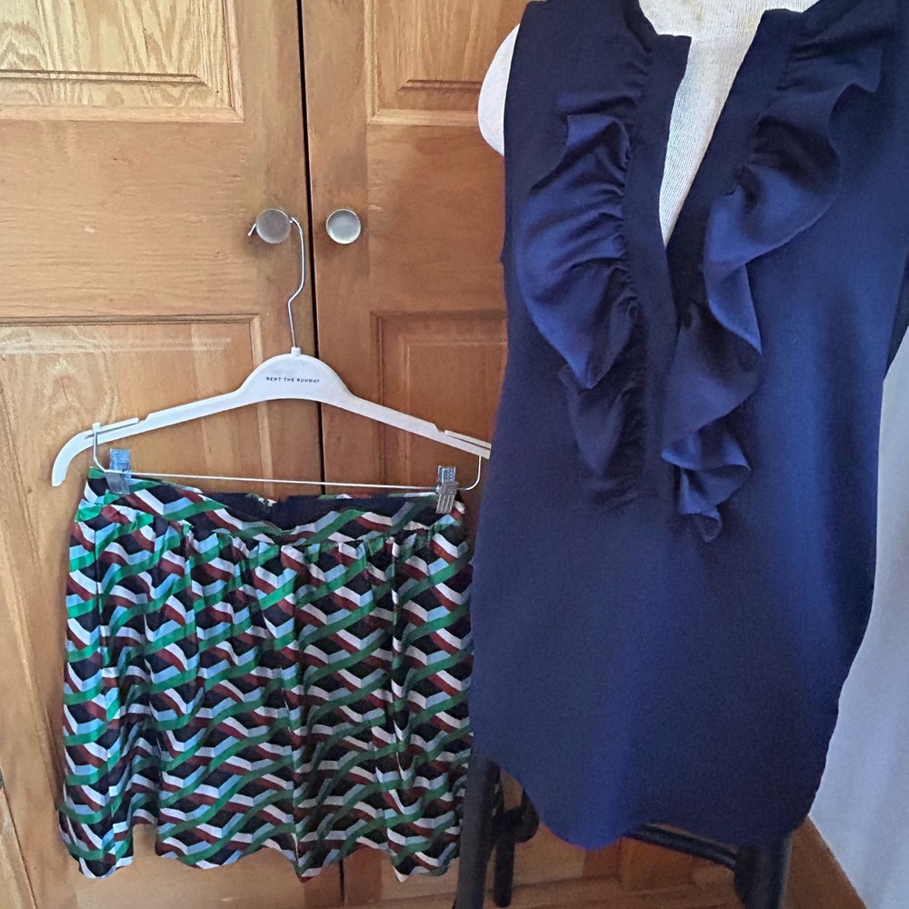 J. Crew Bundle! Cute Fit Alert! Mini Skirt with Navy Blouse🌸